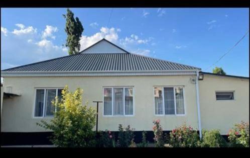 Guest House Lola Kochkor Exteriör bild
